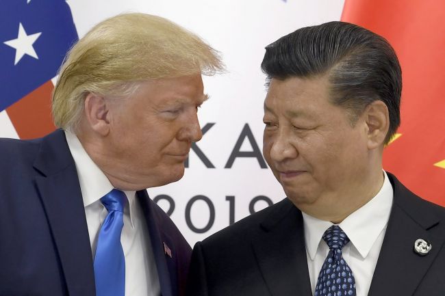Donald Trump Çin'e başarılı bir ziyaret ettiğini iddia ediyor, ancak ticaret anlaşmaları şüpheli