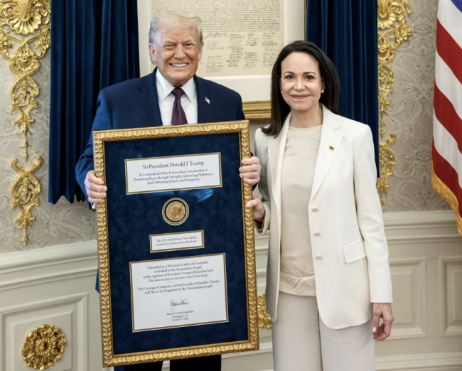 Norveçli politikacılar, Trump'ın Nobel barış madalyasını kabul etmesini kınadı