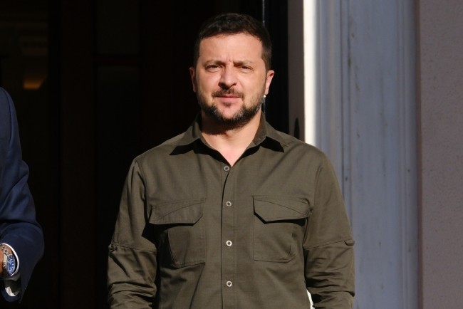 Ukrayna, dondurulmuş Rus varlıkları konusunda anlaşma olmamasına rağmen 90 milyar € tutarındaki AB kredisini memnuniyetle karşılıyor: "Bu önemli bir destektir"