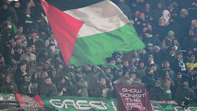 Celtic taraftarları Münih'te Filistin bayrakları salladı: "Siyonizme kırmızı kart gösterin"