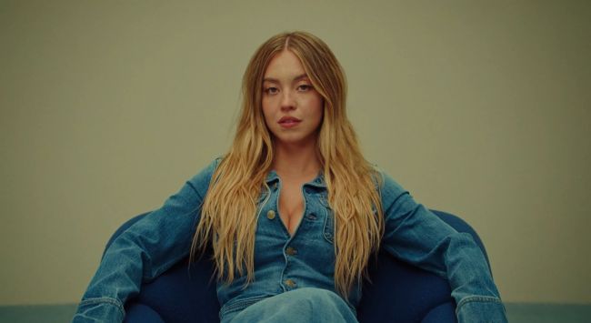 Sydney Sweeney bir Bond kızını canlandırırken: "Sanırım James Bond olarak daha çok eğlenirim"