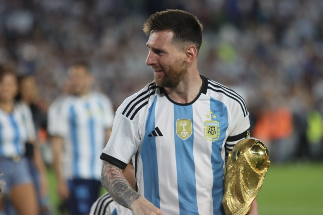 Leo Messi, son derece prestijli Asturias Prensesi Spor Ödülü'nü aldı, jüri onun sosyal etkisini vurguladı