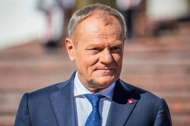 Tusk, Polonya'nın Ottawa Sözleşmesi'nden çekildikten sonra 48 saat içinde mayın döşemeye hazır olduğunu söylüyor