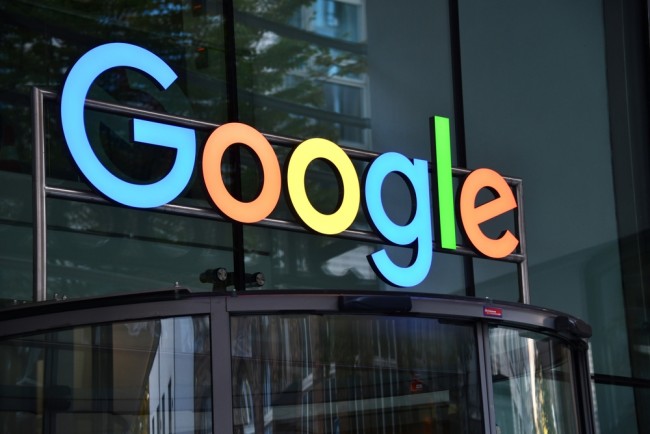 Google çalışanı, içeriden bilgi kullanarak 1,2 milyon dolarlık bahis kazandığı için tutuklandı