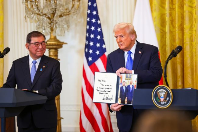 Japonya, Ishiba artan baskıyla karşı karşıya kaldığı için G7'yi tarife indirimi olmadan terk etti