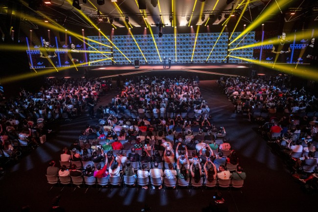 Rapor: Comic-Con Malaga mekanı terk etmeli ve şehre nüfuz etmeli