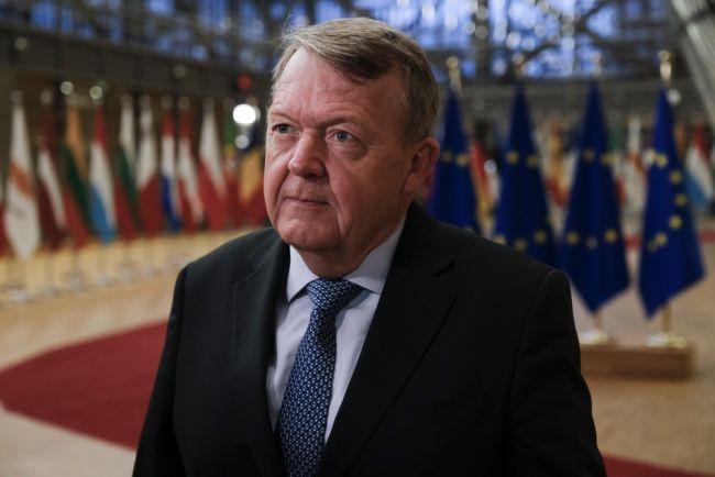Danimarka, Grönland'ı etkileme çabaları iddiasıyla ABD'li diplomatı çağırdı