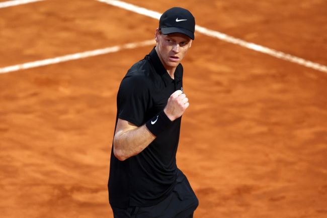 Jannik Sinner, Madrid'de en iyi seribaşı olarak tarihi beşinci Masters 1.000 şampiyonluğunu hedefliyor