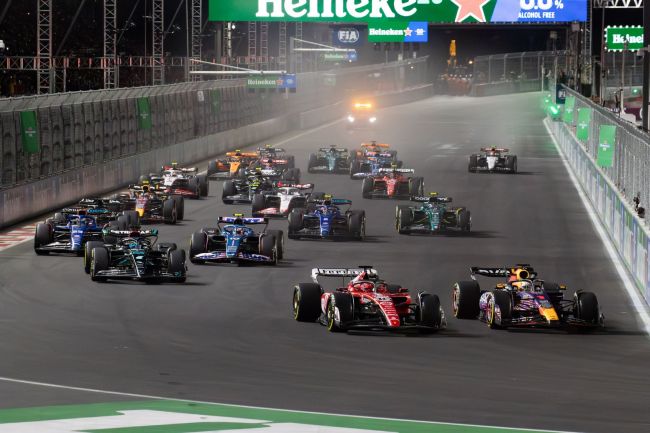 Bu hafta sonu Formula 1 Las Vegas Grand Prix canlı izlemek için ne zaman
