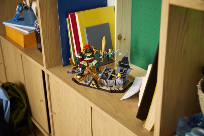 Link ve Ganon, Lego The Legend of Zelda: Ocarina of Time setinde çatışıyor