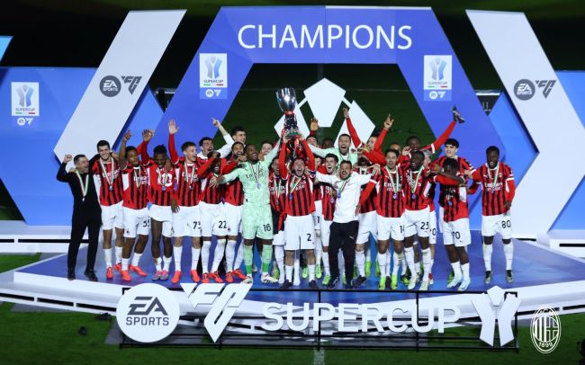 Milan geri döndü ve Riyad'daki Supercoppa Italiana'da Inter'i 3-2 yendi
