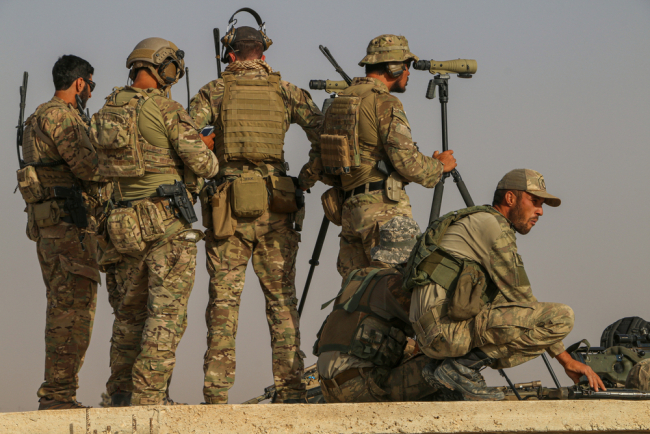 Amerika Birleşik Devletleri, İran ile savaşın "çok, çeşitlilik gerçek" ihtimalinin ortasında Suriye'den askerlerini çekecek