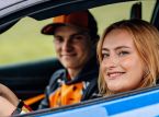 Formula 1, pop&uuml;ler bir YouTuber'ın araba kullanmayı &ouml;ğrendiği bir diziyle gen&ccedil; demografiyi hedefliyor