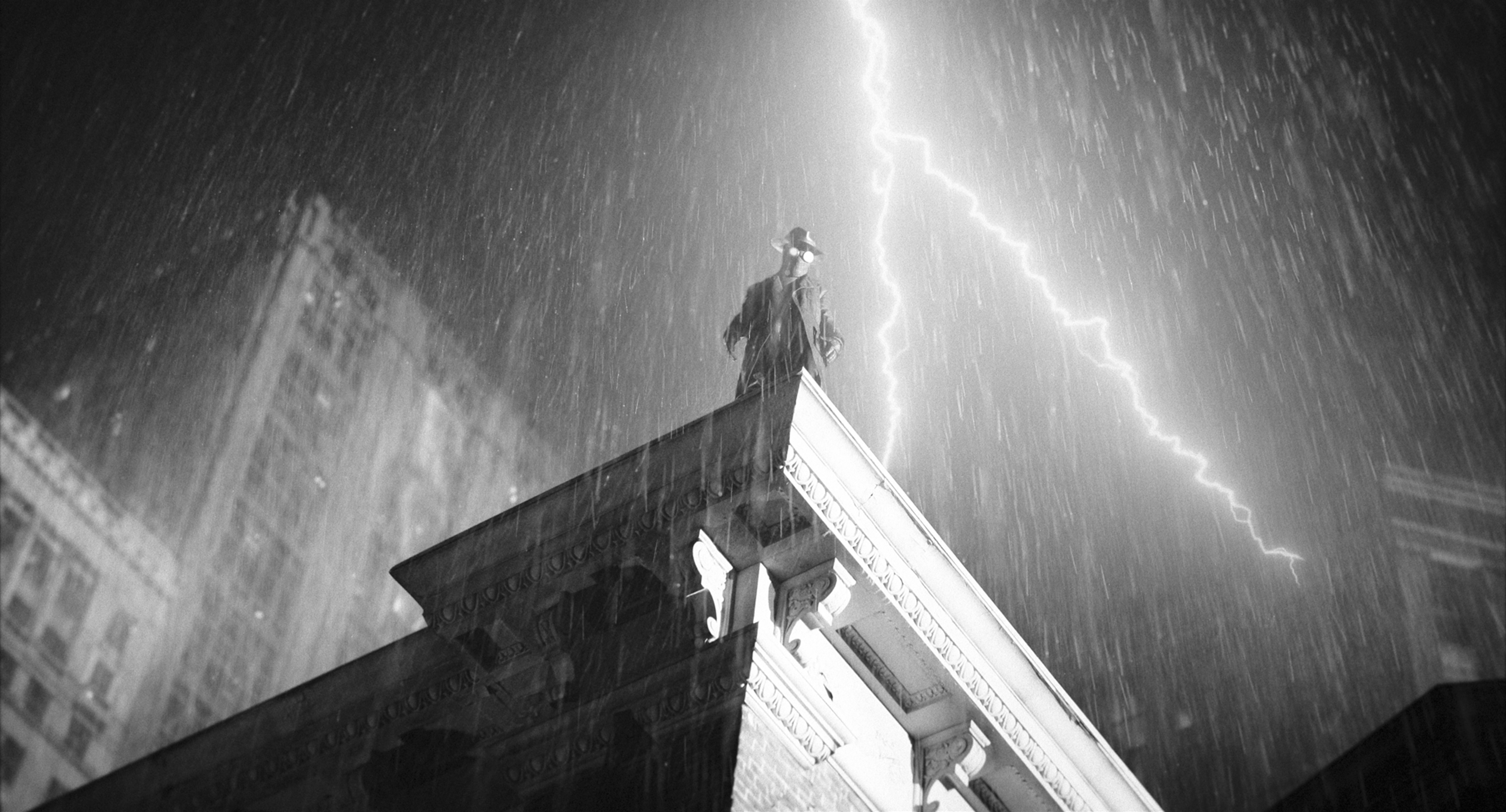 Spider-Noir filminin ilk görüntüleri Nicolas Cage'i ağ atan kahraman olarak gösteriyor