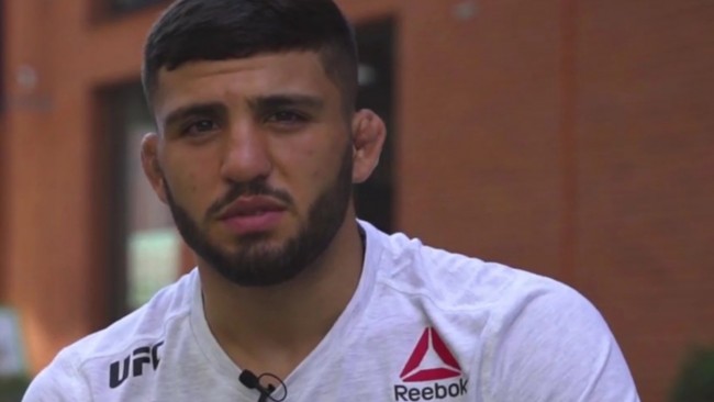 Ilia Topuria, Arman Tsarukyan'ın "çok zeki olmadığını" düşünüyor: "et Arman"