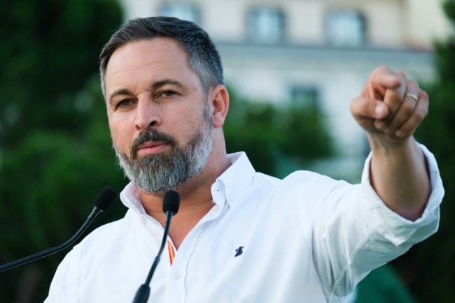 İspanya'nın Extremadura seçimi, aşırı sağ etkisinin arttığını ortaya koyuyor, Pedro Sánchez üzerinde baskıyı artırıyor