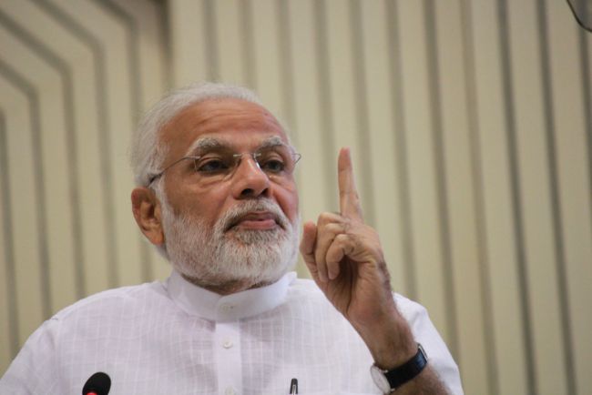 Modi, ABD'nin ticaret gerginliğinin ardından Asya bağlarını güçlendiriyor