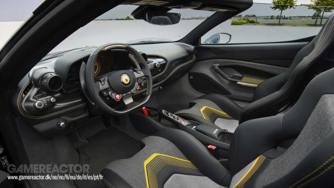 Ferrari, yeni tek seferlik V8 F8 Spider modelini tanıttı