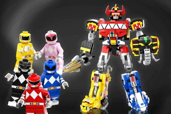 Lego Power Rangers, ET ve Şirinler setleri yolda