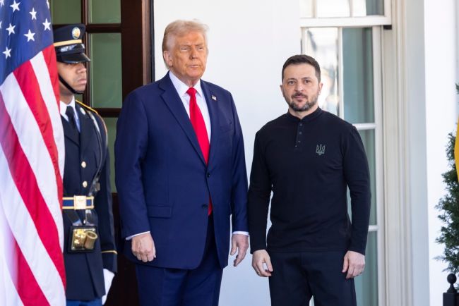 Trump, Zelenskiy'i Ukrayna'daki çatışmayı Kırım üzerinden genişletmekle suçluyor
