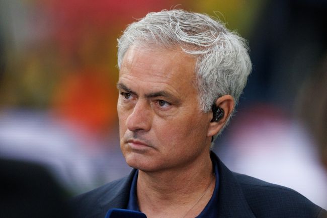 José Mourinho, Real Madrid'in açıklamasının yakında olmasıyla Benfica'ya veda ediyor