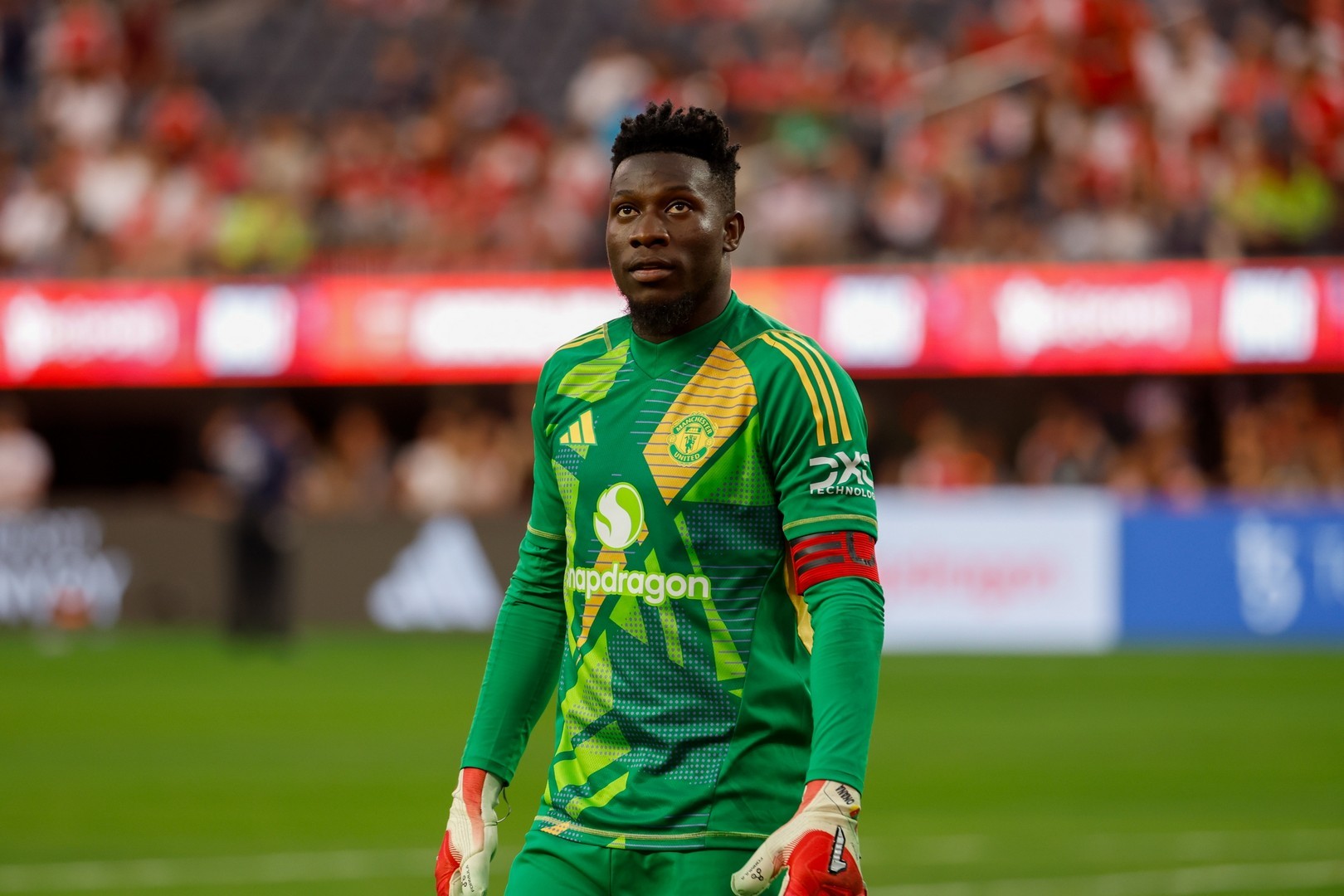 Manchester United kalecisi André Onana, Lyon'a karşı iki gol yedikten sonra çevrimiçi nefretin hedefi oldu