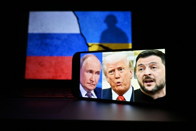 Trump, Putin-Zelenskiy görüşmesi için bastırıyor