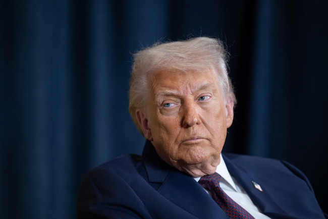 Donald Trump, NATO zirvesinde İspanya'ya tekrar sert davrandı