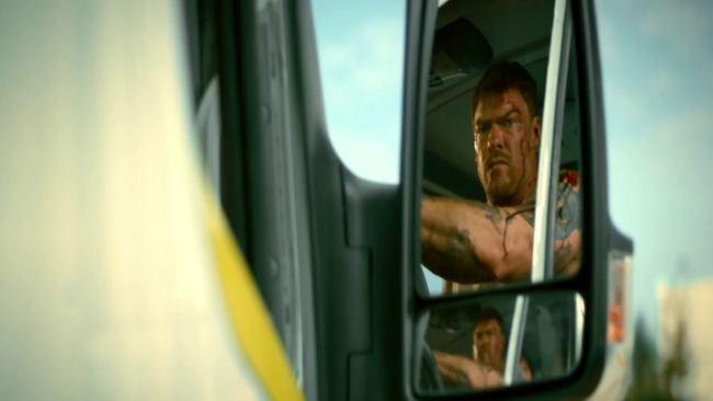 Alan Ritchson ve Owen Wilson, aksiyon dolu bir teslimat filmi Runner için bir araya geliyor