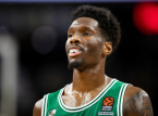Panathinaikos, EuroLeague'de en y&uuml;ksek &uuml;cretli &uuml;&ccedil;&uuml;nc&uuml; oyuncu olan Amerikalı yıldız Nigel Hayes-Davis ile s&ouml;zleşme imzaladı