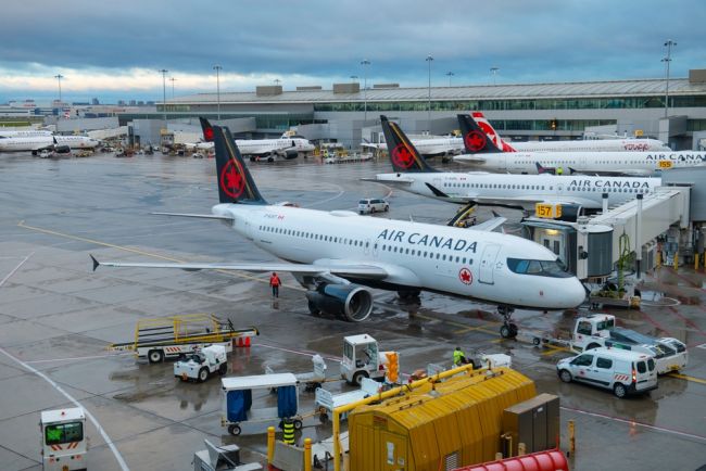 Air Canada uçuş görevlileri, tarihi iş durdurma eyleminin ardından grevi sona erdirdi