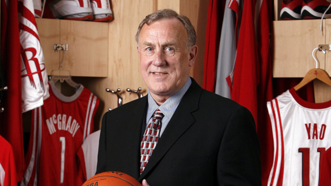 NBA koçu Rick Adelman, 1970'ler ile 2014 arasında 1.700'den fazla maçın arkasında yer aldı ve 79 yaşında vefat etti