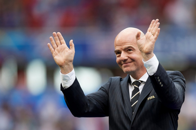 FIFA Başkanı Gianni Infantino, Dünya Kupası'nın bir kısmını özelleştirme planını desteklemek için ülkeleri "rüşvet" veriyor