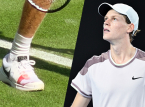 Jannik Sinner, beş setlik Wimbledon ilk ma&ccedil;ından sağ &ccedil;ıktıktan sonra kan lekesi ayakkabıları a&ccedil;ıklıyor