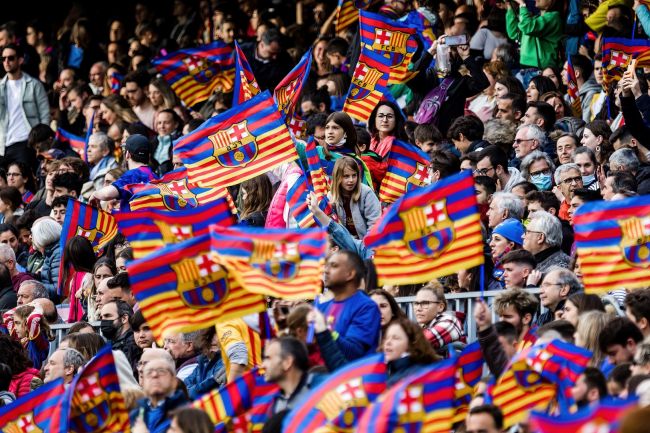 FC Barcelona ile Real Madrid arasındaki bir sonraki Clásico, bir Avrupa stadyumunda oynanabilir