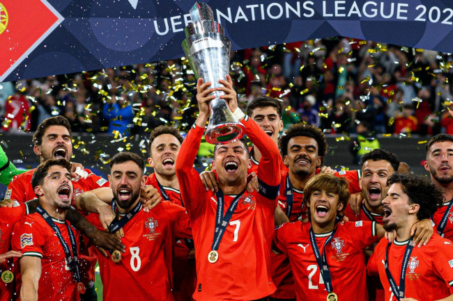 UEFA, Uluslar Ligi formatını Şampiyonlar Ligi veya Avrupa Ligi'ne benzer şekilde değiştirir