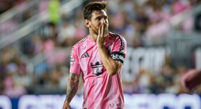Leo Messi, babasının ölümünden sonra ilk kez sahada oynadı, ancak Inter Miami Lig Kupası'ndan elendi