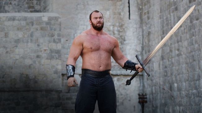 Game of Thrones'un The Mountain'ı yeni bir deadlift dünya rekoru kırdı