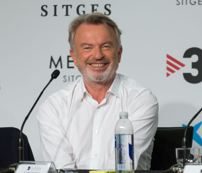 Sam Neill'in ajanı, oyuncunun zatürreden öldüğünü açıklıyor