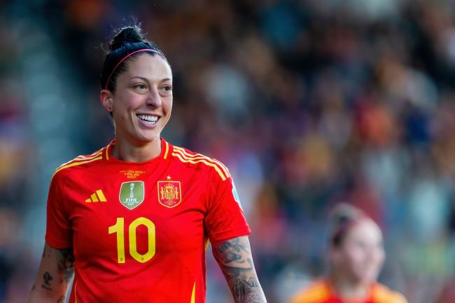 Jenni Hermoso, futbolda eşitlik mücadelesiyle Socrates Ödülü'nü kazandı