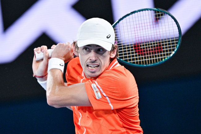 Meksika Açık, şiddetle dalgasına karşın normal olan başlıyor ve şimdiden çok sürprizler yarattı