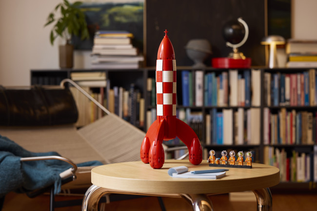 Tintin'in efsanevi ay roketi Lego setine dönüştürülüyor