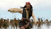 Johnny Depp'in Captain Jack Sparrow olarak geri dönmek için görüşmelerde bulunduğu söyleniyor