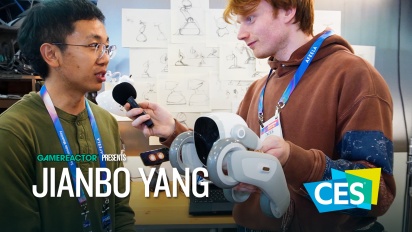 Bir Yapay Zeka Robot Evcil Hayvan ve Masa Yoldaşı - Loona CES'te Röportaj